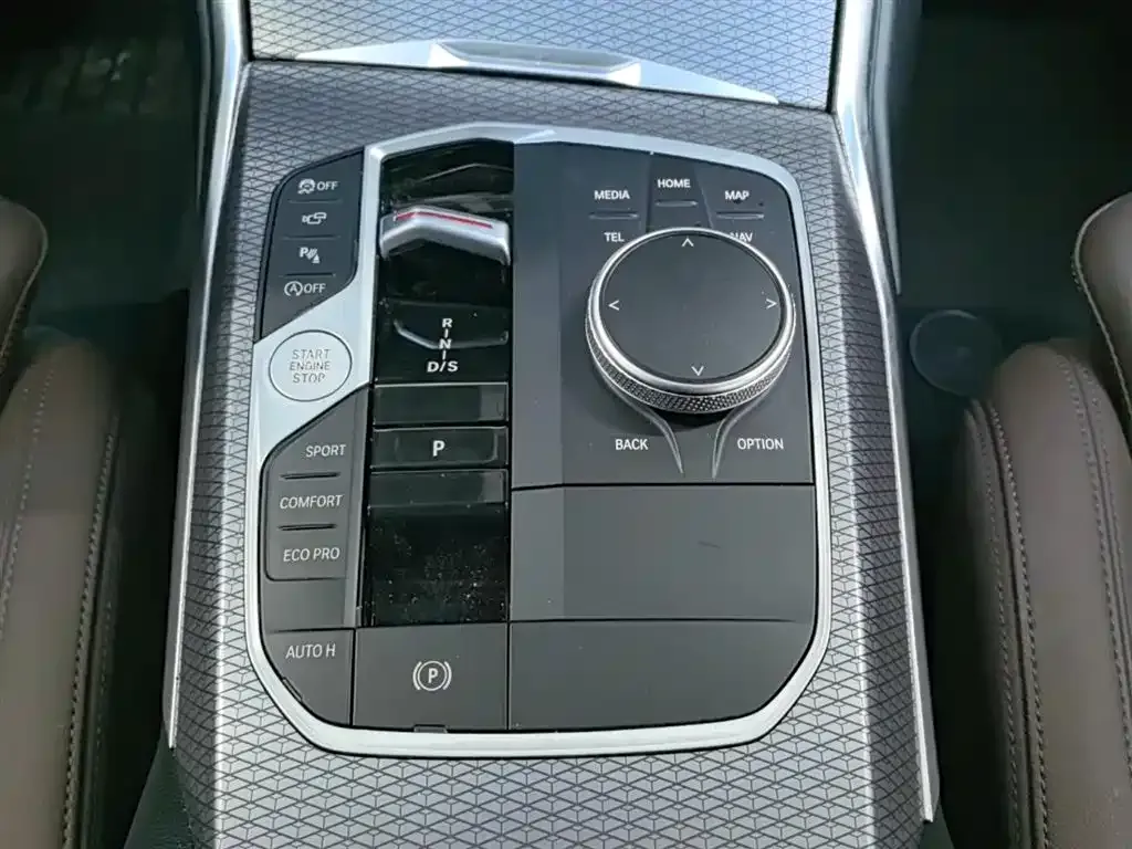 BMW 3 Series 2025 из CN, фото 9