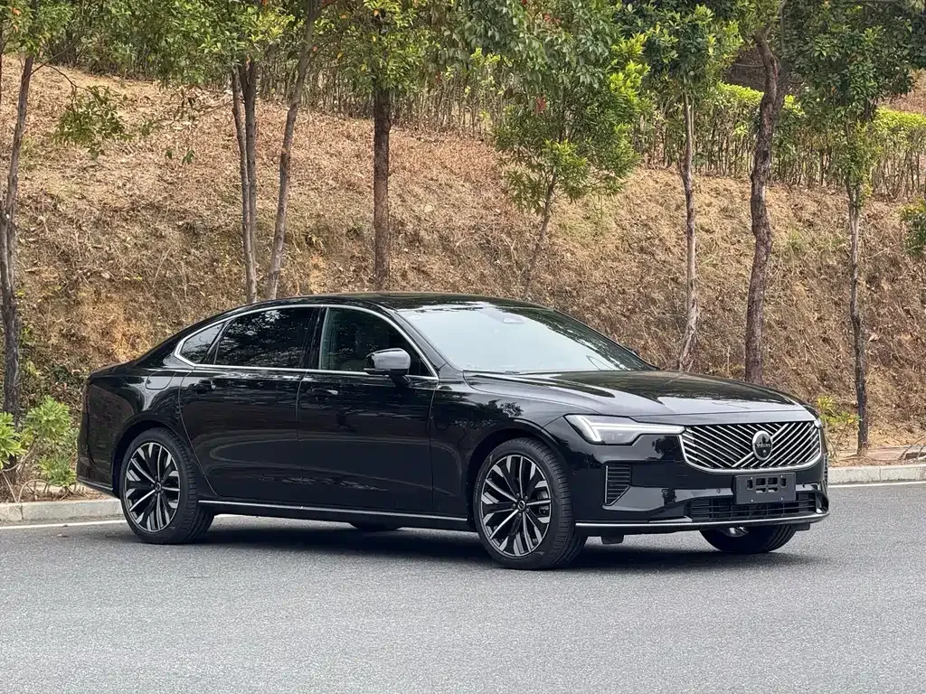 Volvo S90 2026 из CN, фото 8