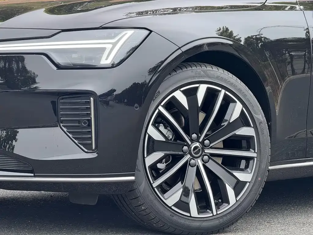 Volvo S90 2026 из CN, фото 2
