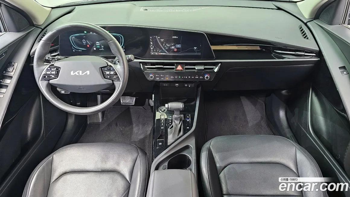 Kia Niro — фото 9