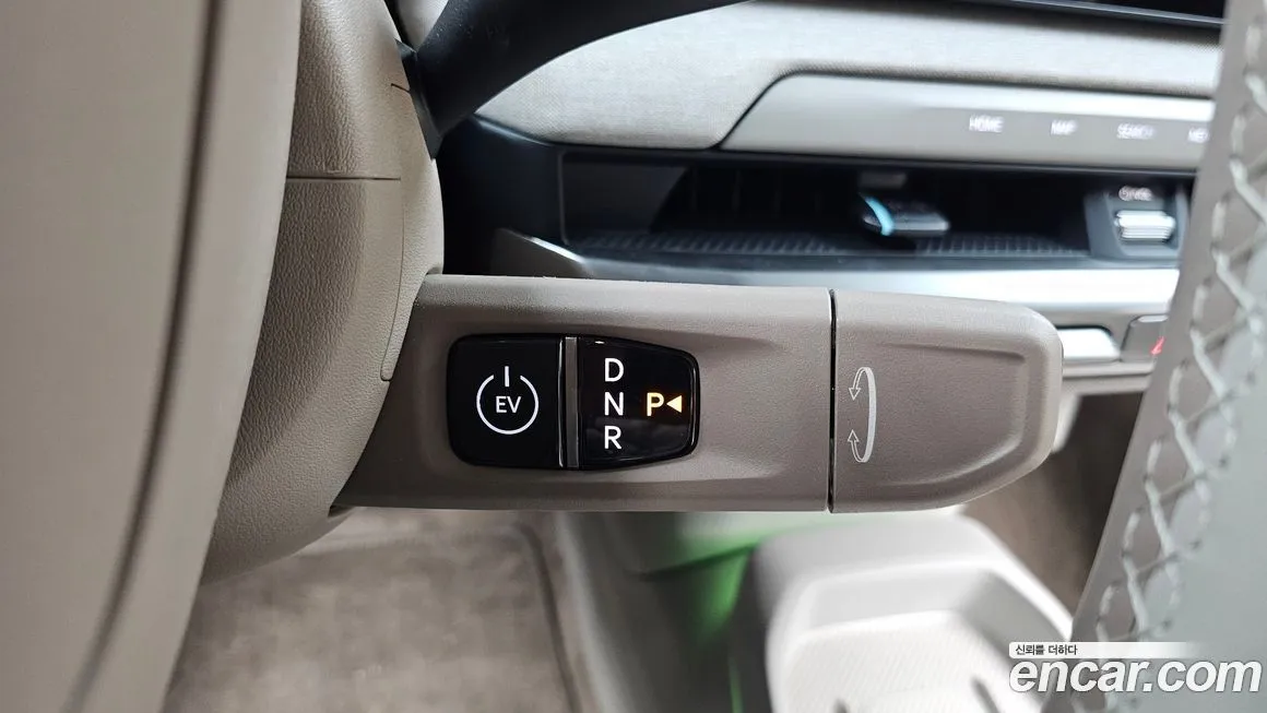 Kia EV4 — фото 7