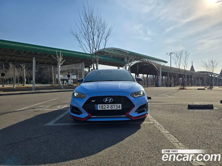 Hyundai Veloster — фото 2