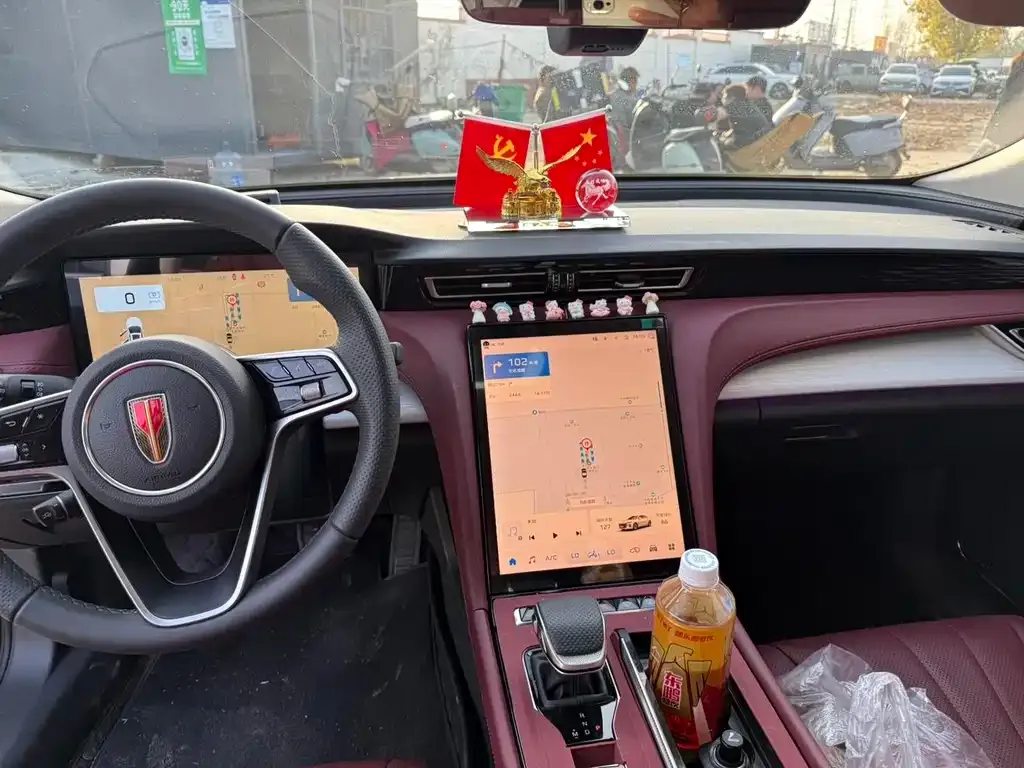 Hongqi H5 2025 из CN, фото 2