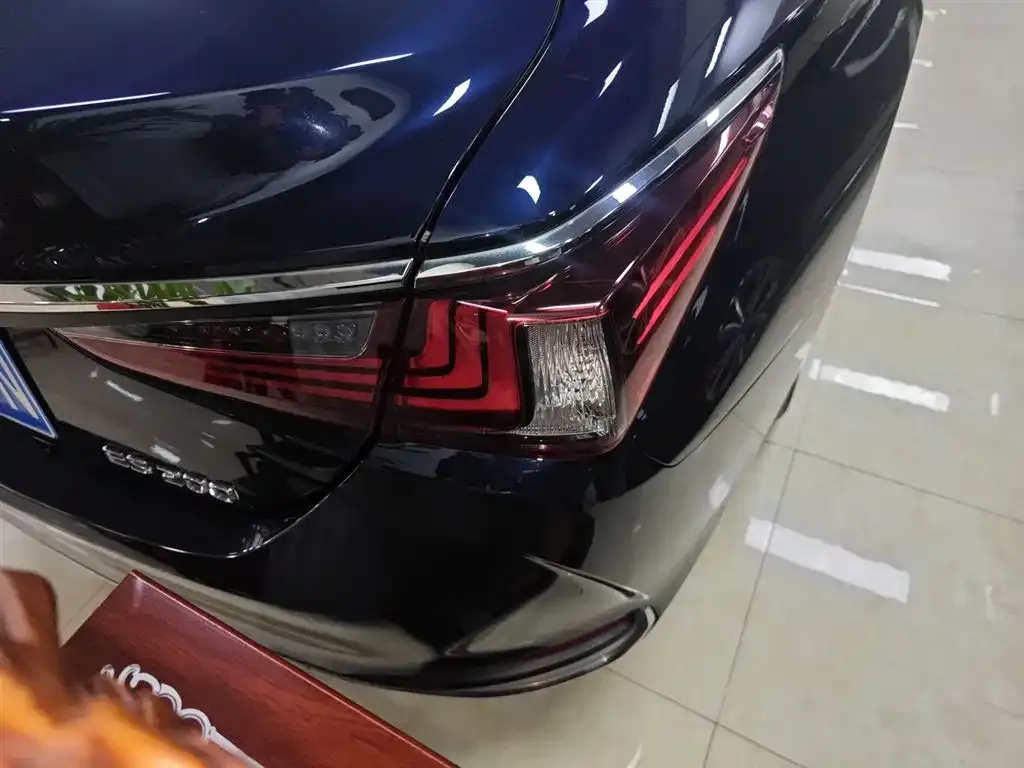 Lexus ES 2023 из CN, фото 7