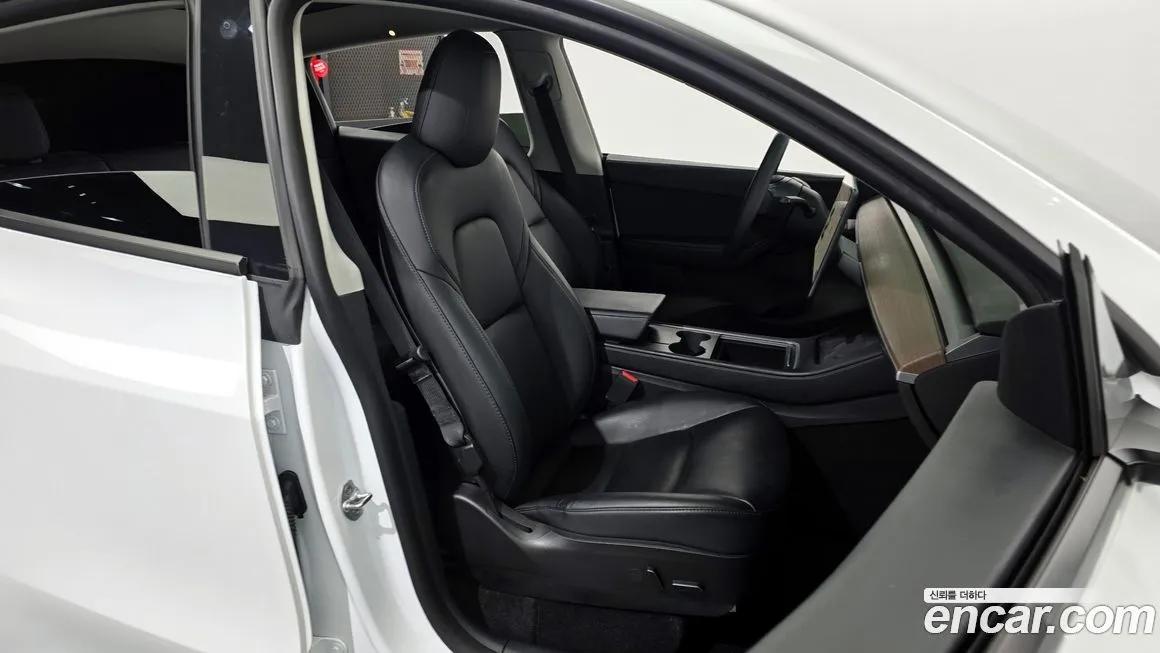 Tesla Model Y 2022 из KR, фото 2