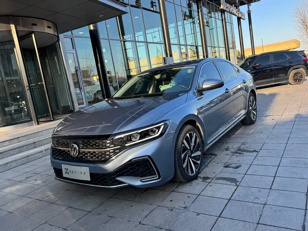 Volkswagen Passat 2022 из CN, фото 1
