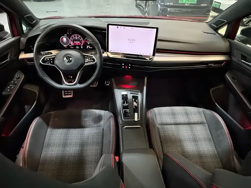 Volkswagen Golf GTI 2026 из CN, фото 4