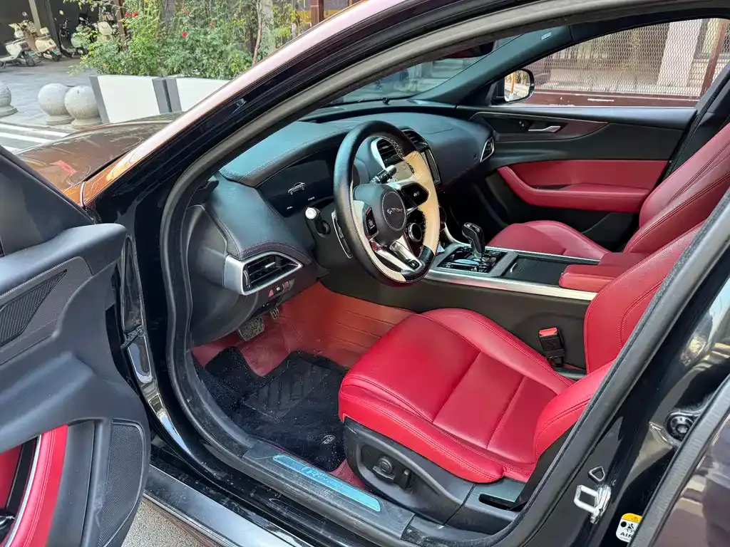 Jaguar XEL 2021 из CN, фото 6