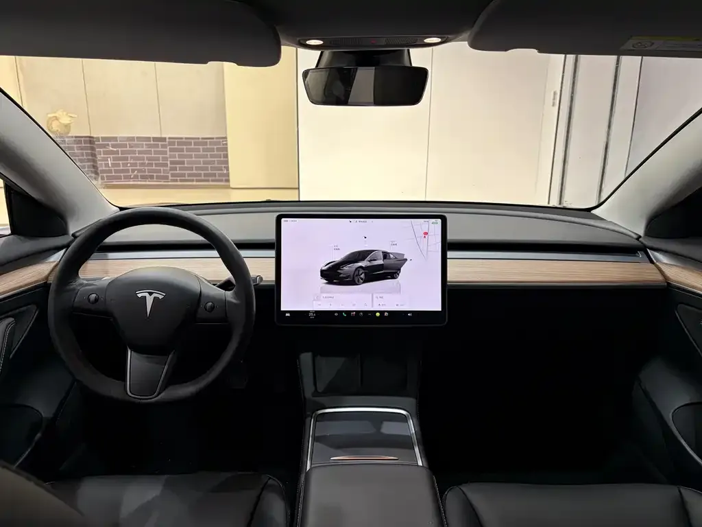 Tesla Model 3 2023 из CN, фото 2