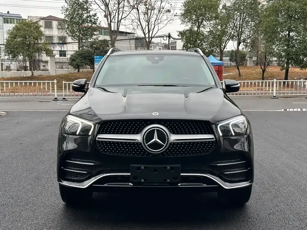 Mercedes-Benz GLE — фото 10