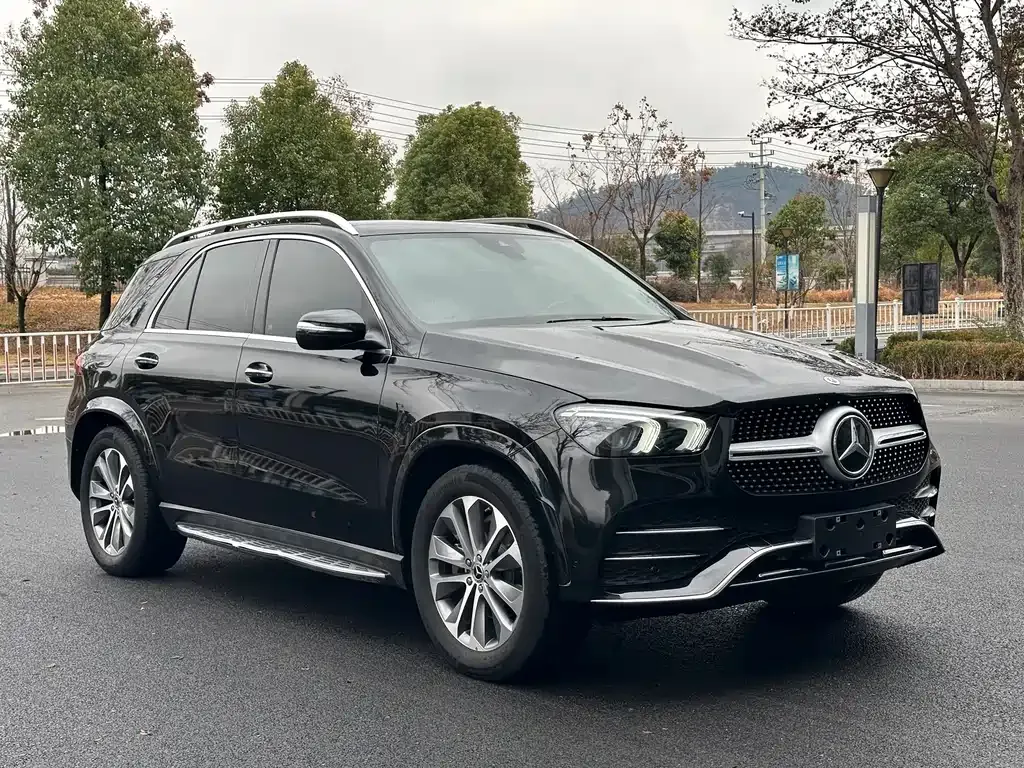 Mercedes-Benz GLE — фото 8