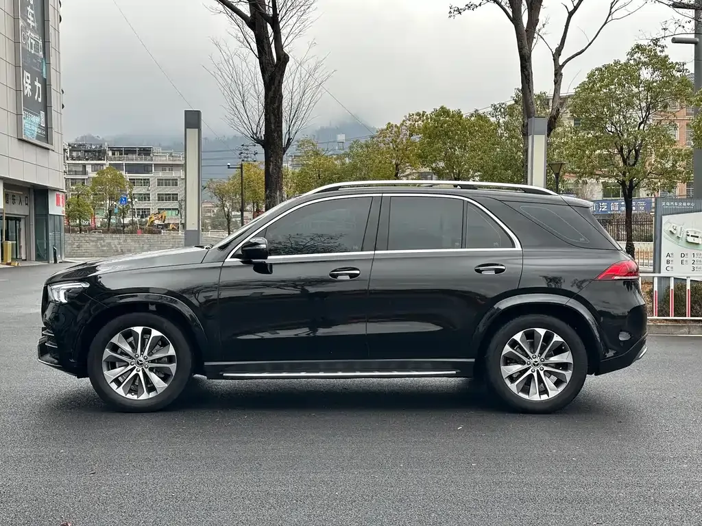 Mercedes-Benz GLE — фото 7