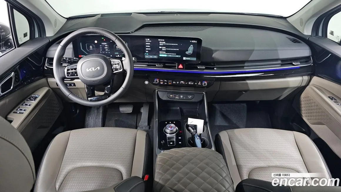 Kia Carnival — фото 10