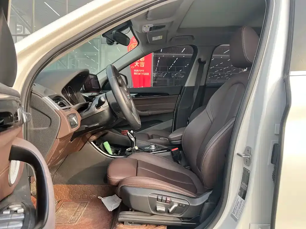 BMW X1 2021 из CN, фото 9
