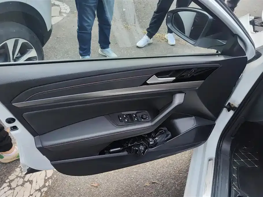 Volkswagen Lavida 2023 из CN, фото 4