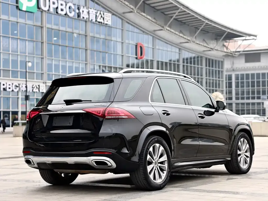 Mercedes-Benz GLE 2023 из CN, фото 2