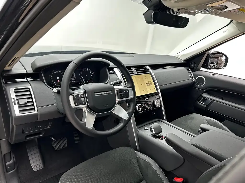 Land Rover Discovery 2024 из CN, фото 2