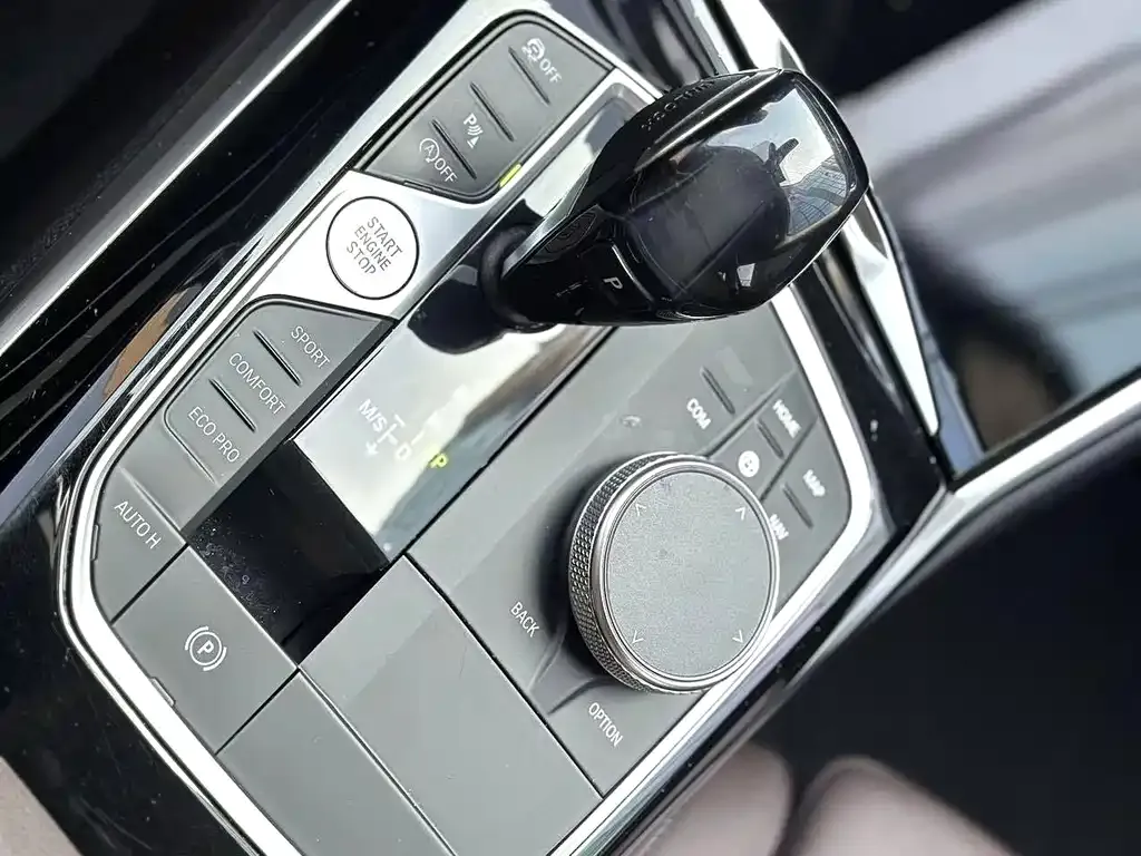 BMW 3 Series 2021 из CN, фото 5