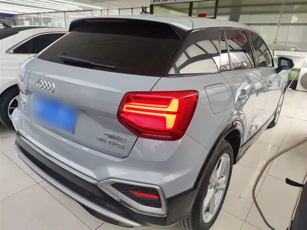 Audi Q2L 2023 из CN, фото 5