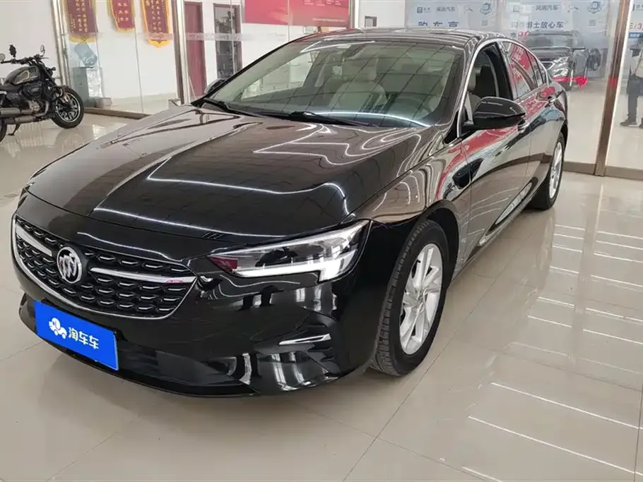 Buick Regal — фото 1