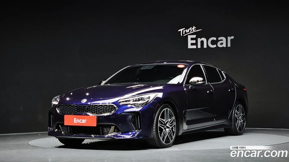 Kia Stinger — фото 1