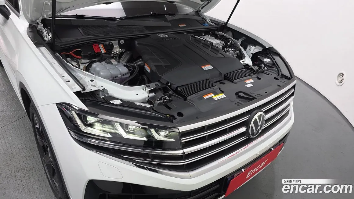 Volkswagen Touareg 2026 из KR, фото 3