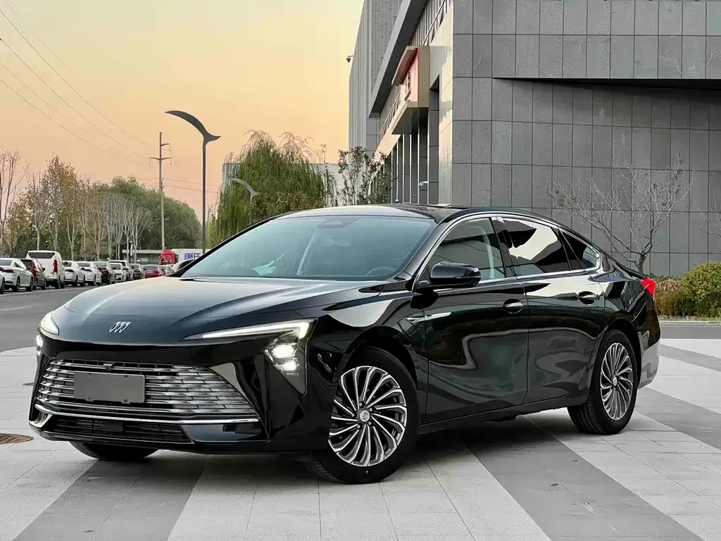 Buick LaCrosse 2024 из CN, фото 1