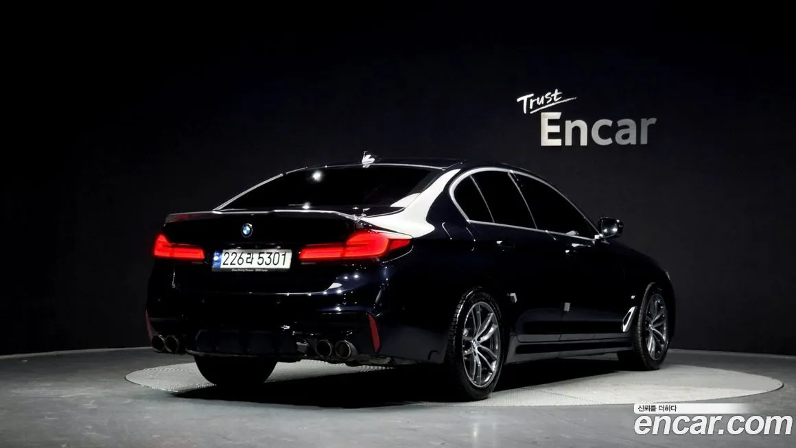 BMW 5-Series 2023 из KR, фото 5