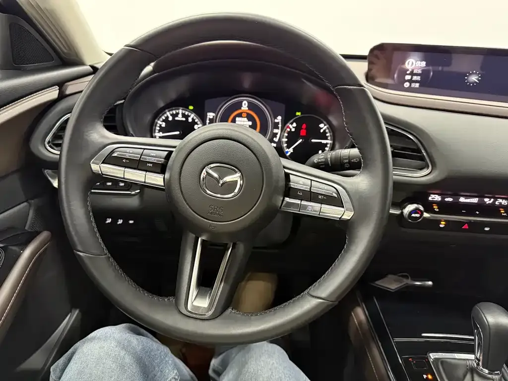 Mazda CX-30 2022 из CN, фото 8