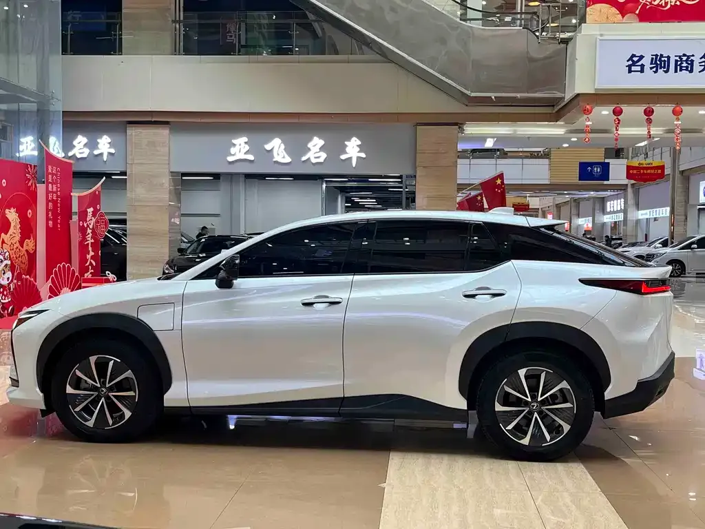 Lexus RZ 2023 из CN, фото 6