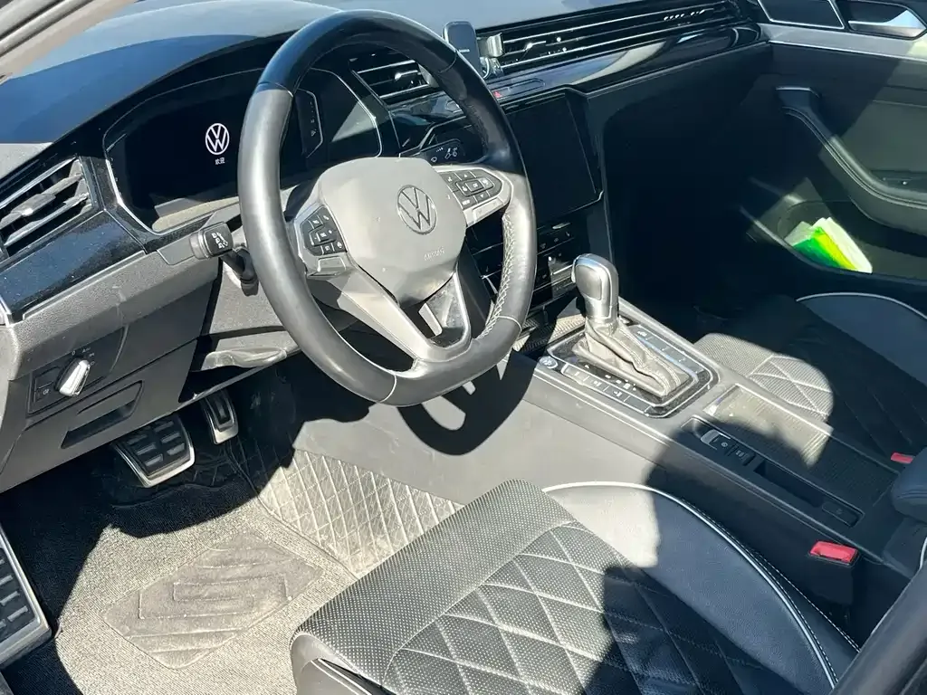 Volkswagen Magotan GTE PHEV 2023 из CN, фото 5