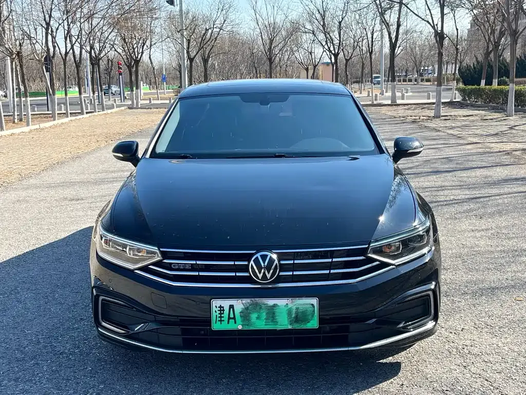 Volkswagen Magotan GTE PHEV 2023 из CN, фото 4