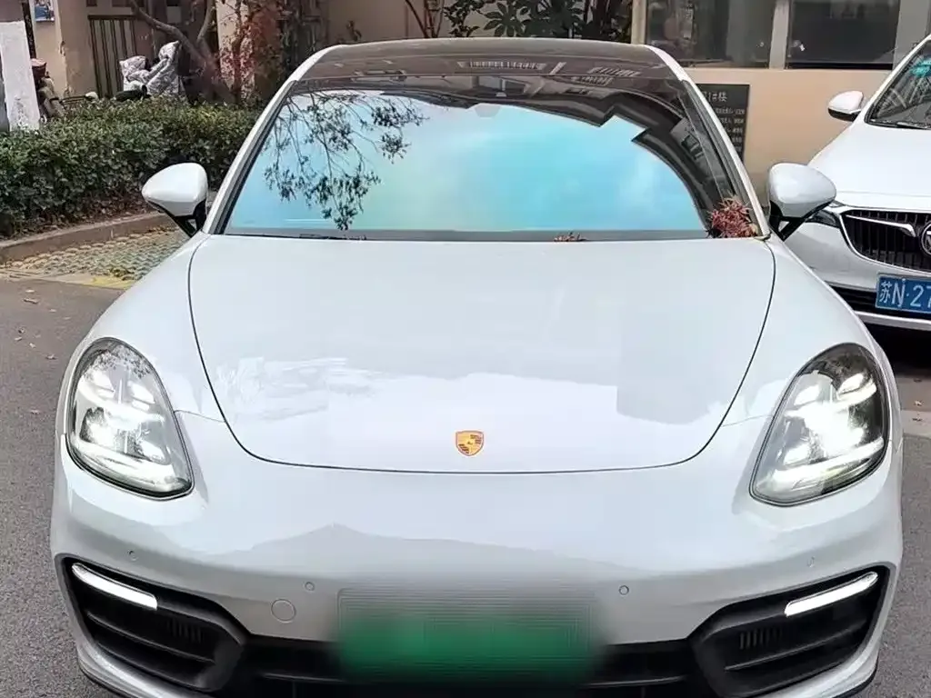 Porsche Panamera Hybrid 2022 из CN, фото 1