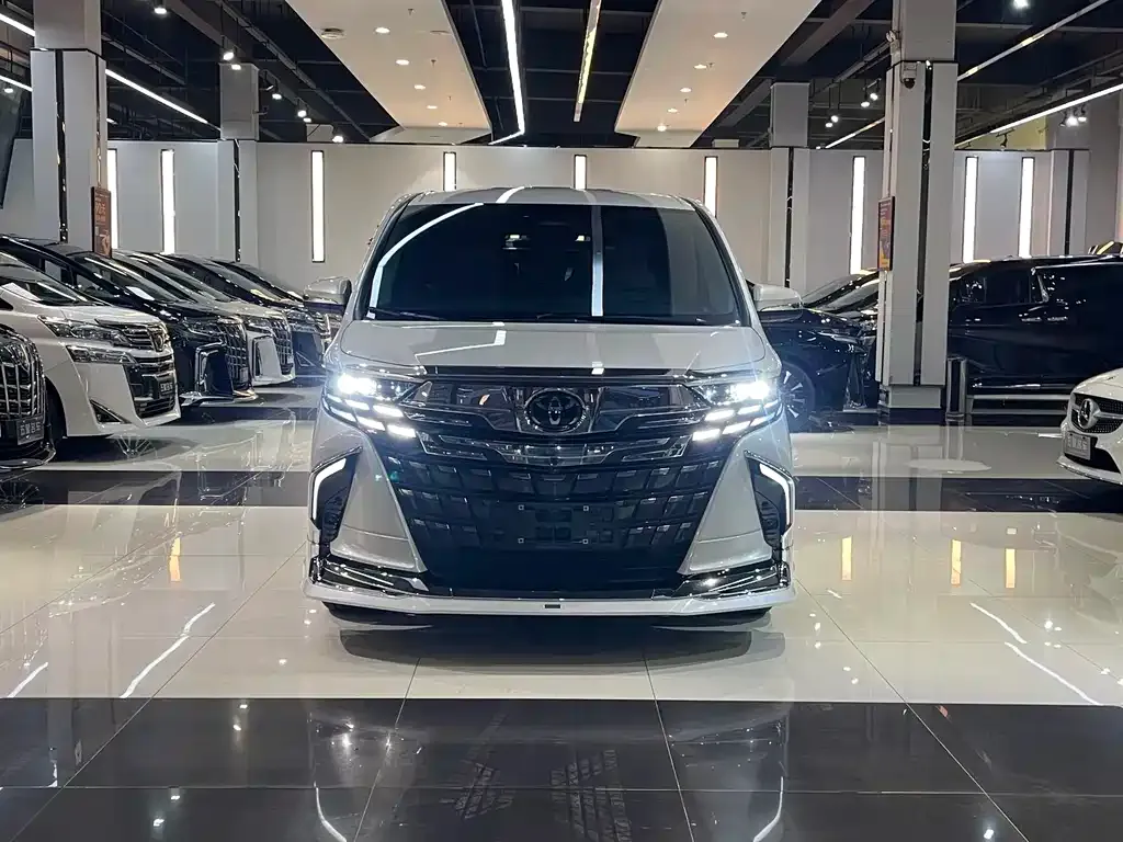 Toyota Alphard 2024 из CN, фото 5