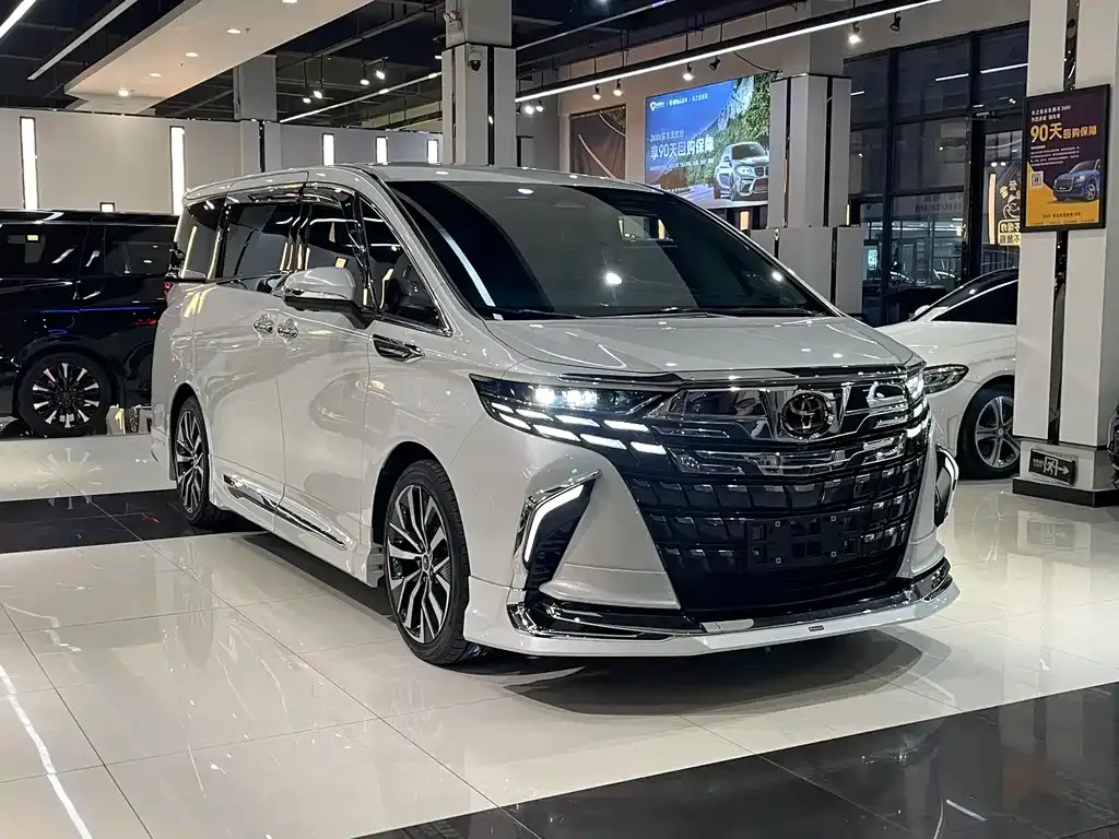 Toyota Alphard 2024 из CN, фото 7