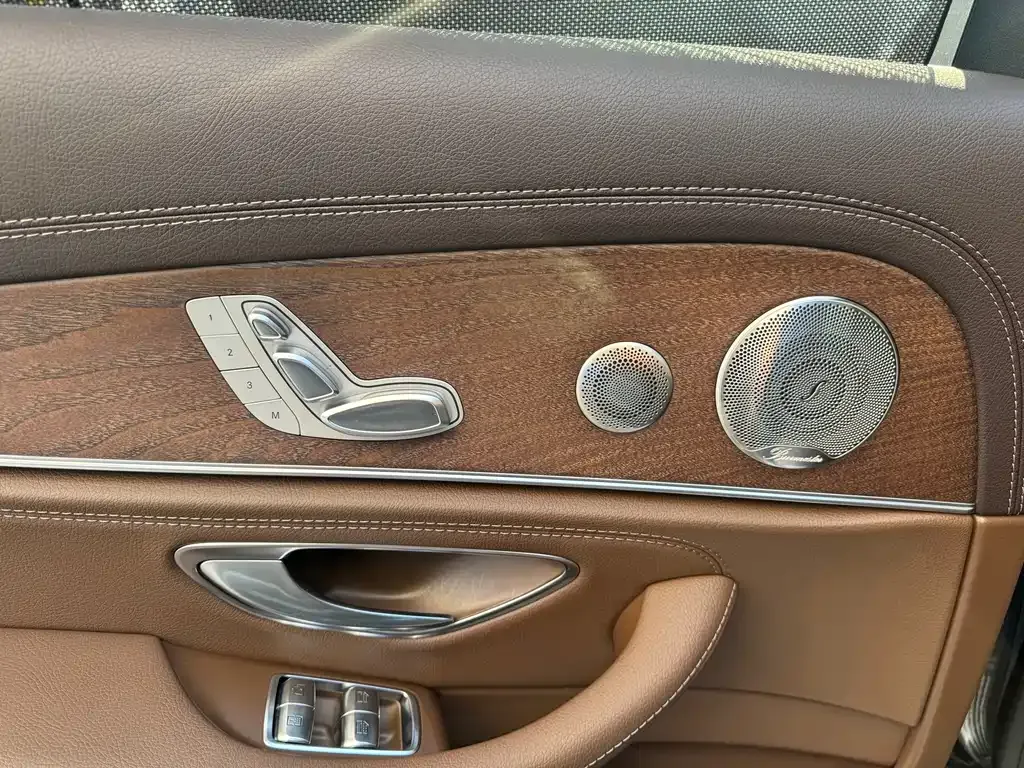 Mercedes-Benz E-Class 2022 из CN, фото 2
