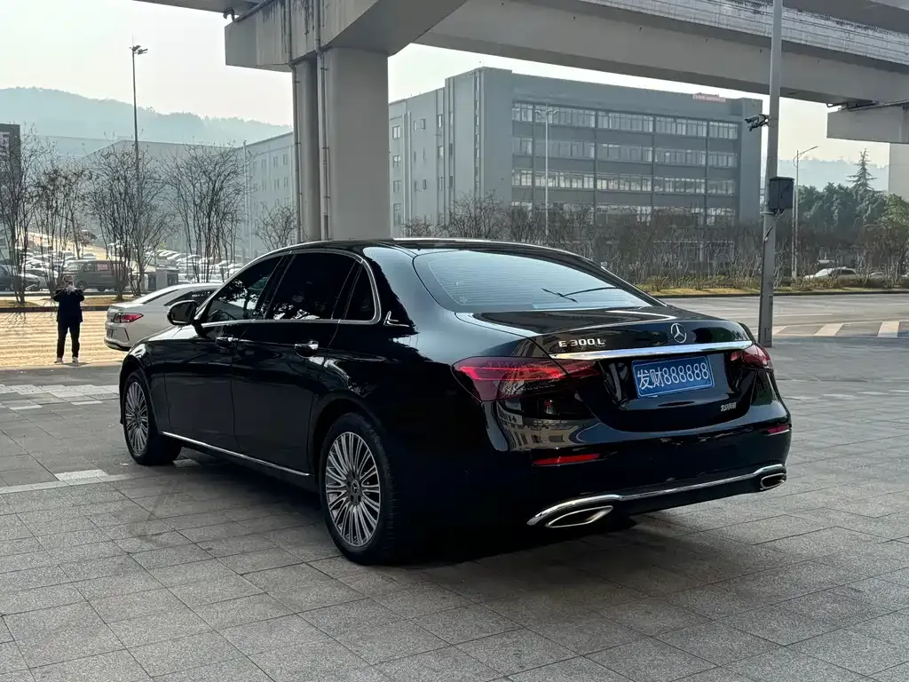 Mercedes-Benz E-Class 2022 из CN, фото 6