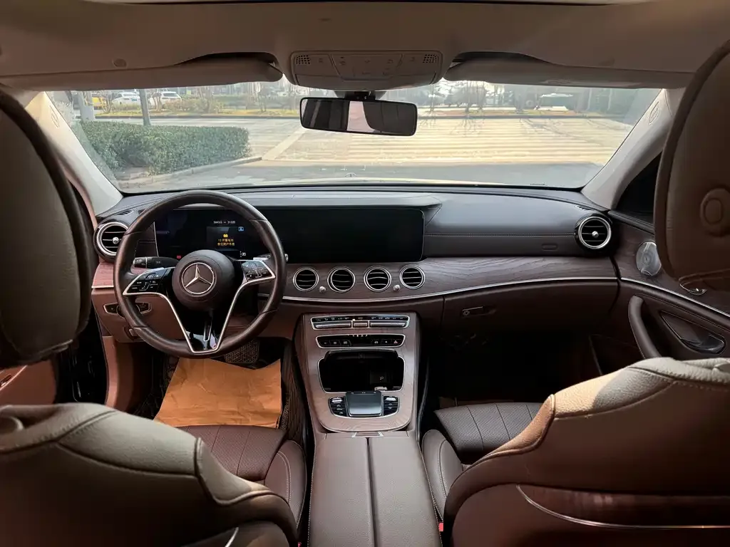 Mercedes-Benz E-Class 2022 из CN, фото 4