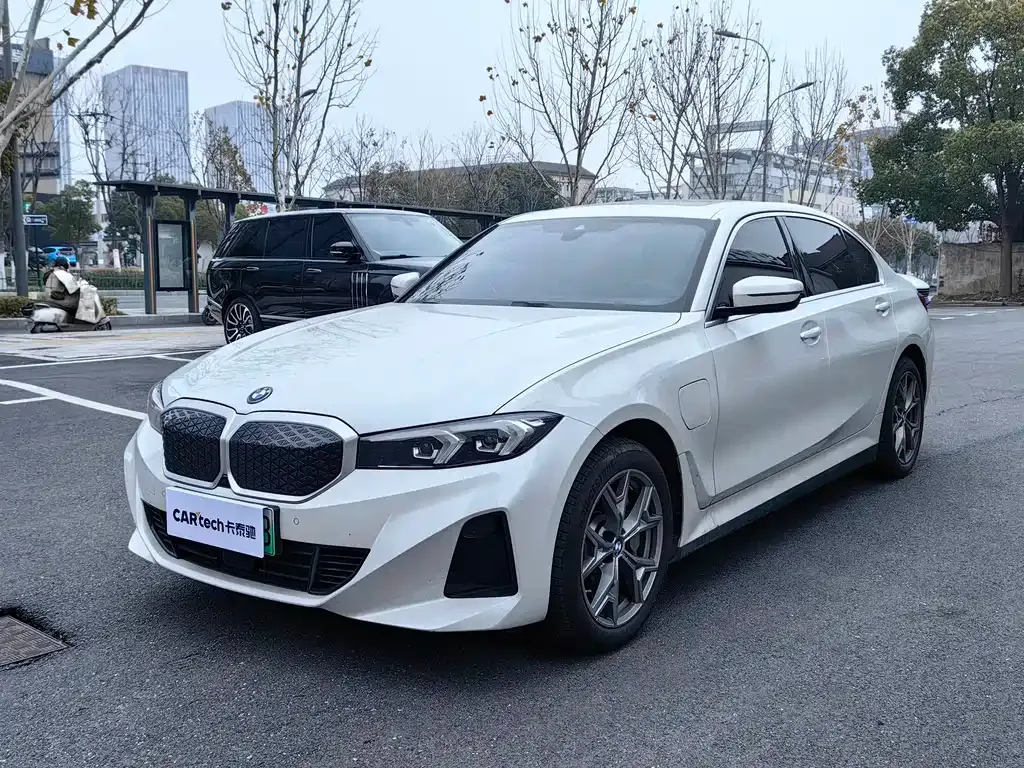 BMW i3 2025 из CN, фото 1
