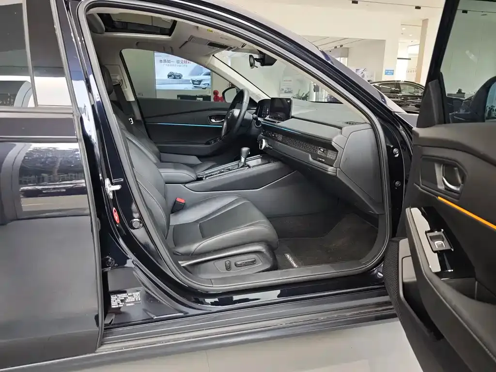 Honda Accord 2023 из CN, фото 10