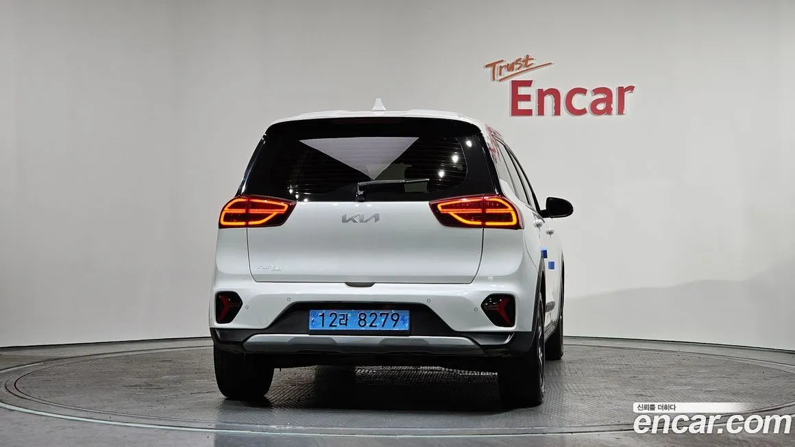 Kia Niro — фото 10