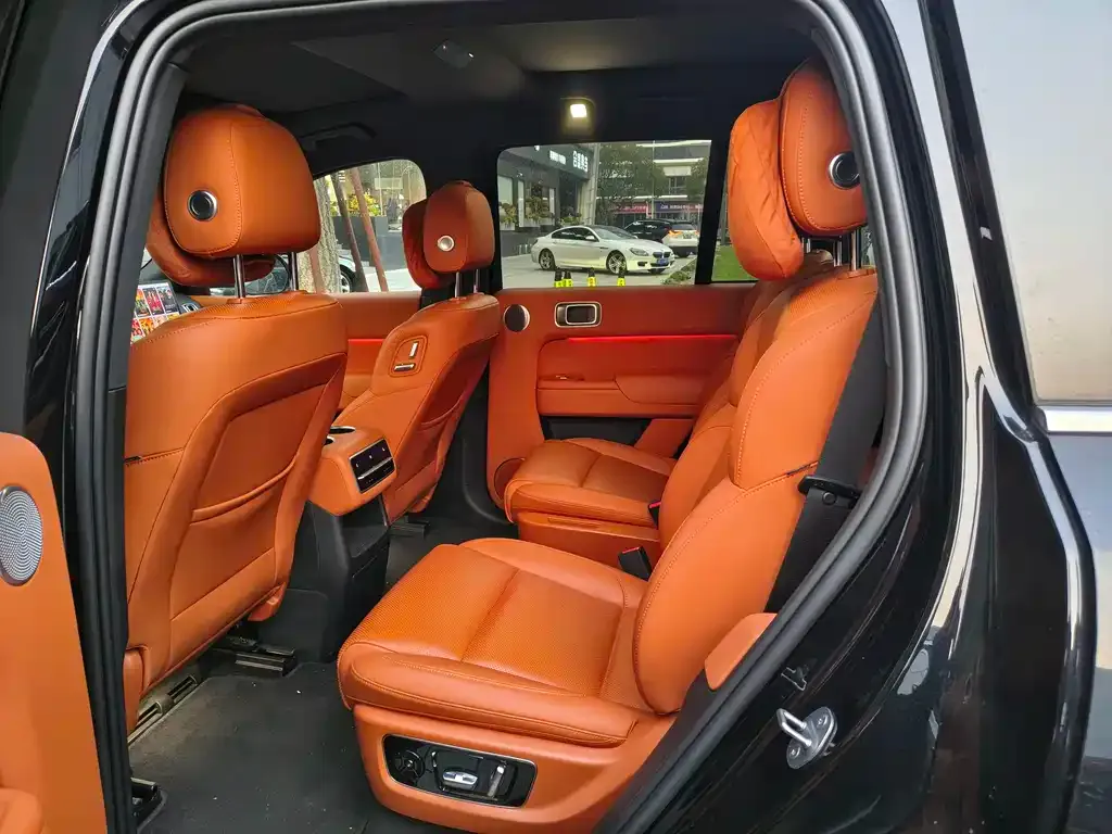 Li Auto L8 2023 из CN, фото 2