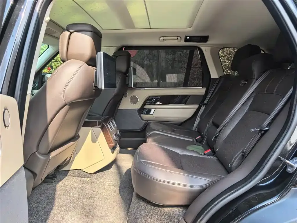 Land Rover Range Rover 2022 из CN, фото 2