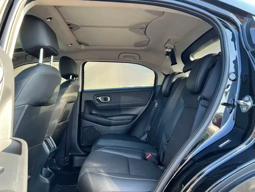 Honda Vezel 2023 из CN, фото 9