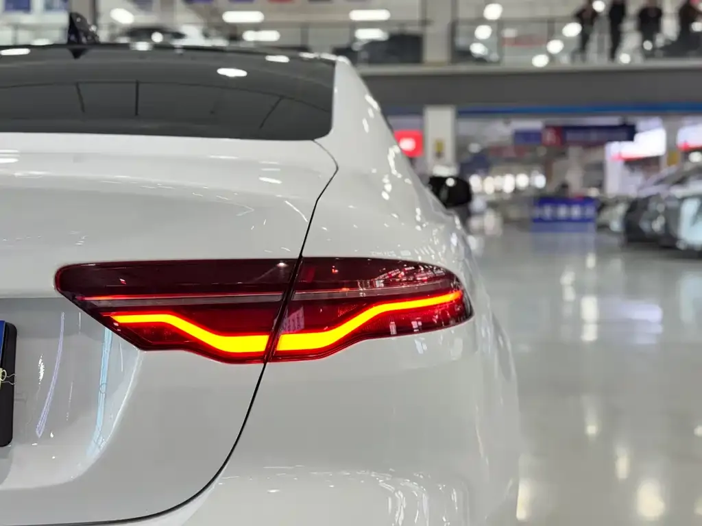 Jaguar XEL 2024 из CN, фото 2