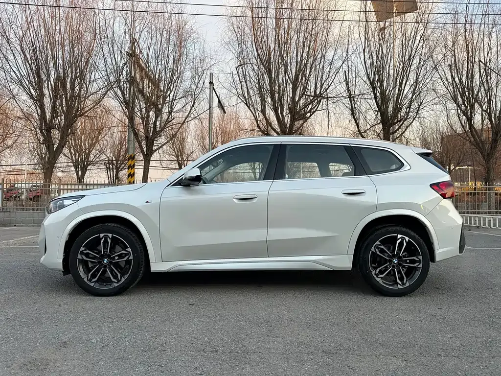 BMW X1 2025 из CN, фото 10