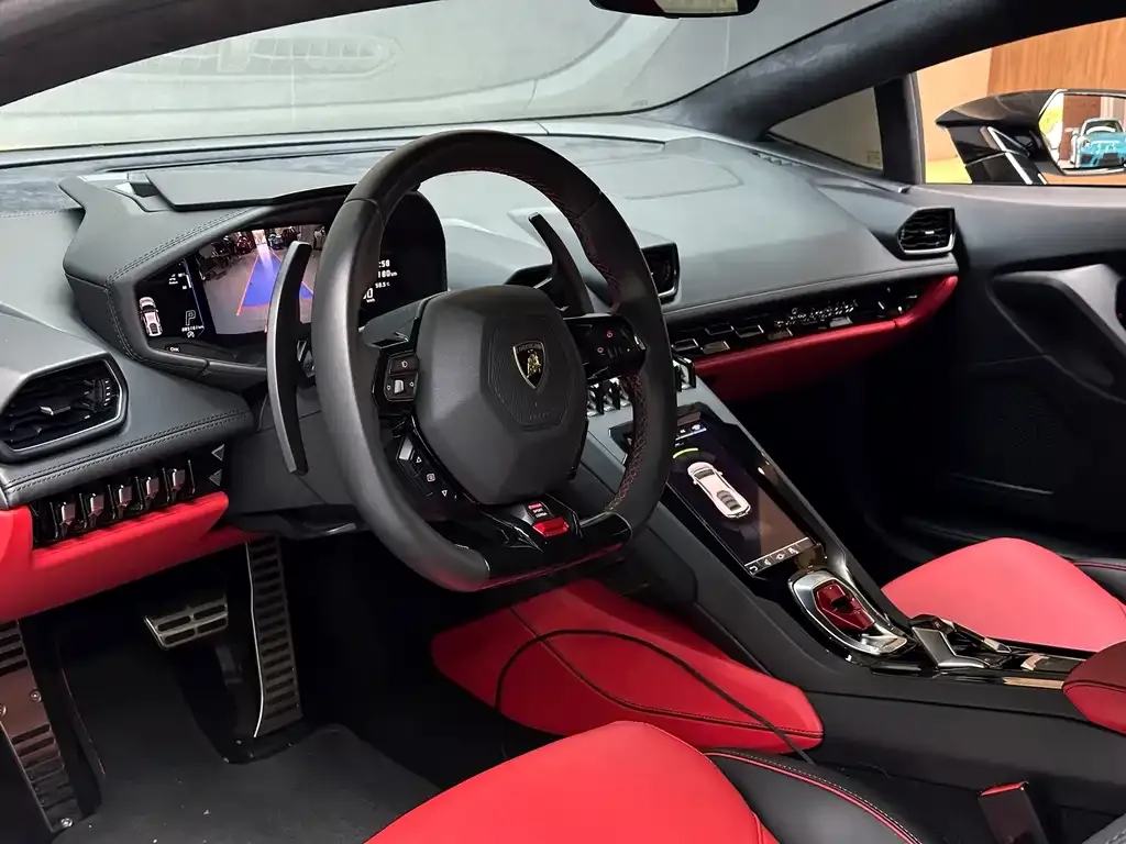 Lamborghini Huracan 2022 из CN, фото 9