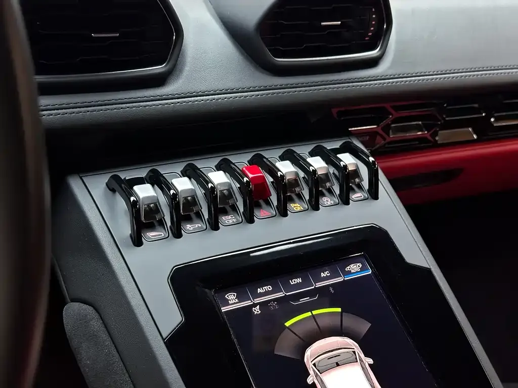 Lamborghini Huracan 2022 из CN, фото 8