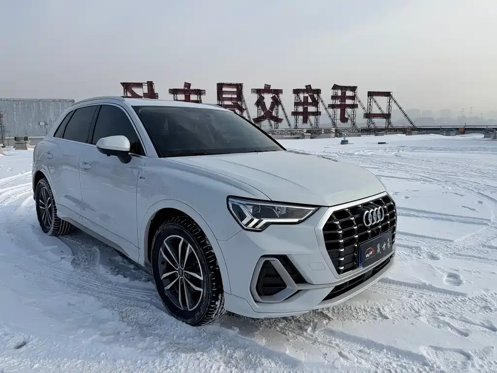 Audi Q3 2021 из CN, фото 2