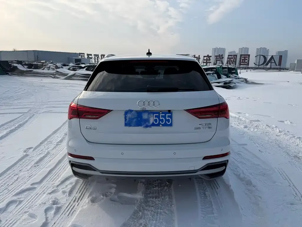 Audi Q3 2021 из CN, фото 4